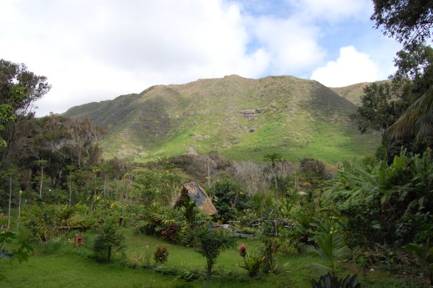 Hawaii Molokai Halawa Valley Hut