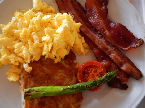 Room service breakfast at Manele Bay