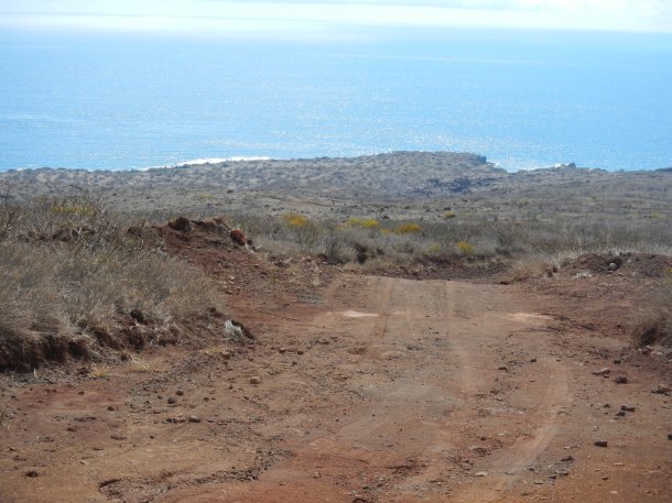 Driving to Lanai's Kaunolu Village